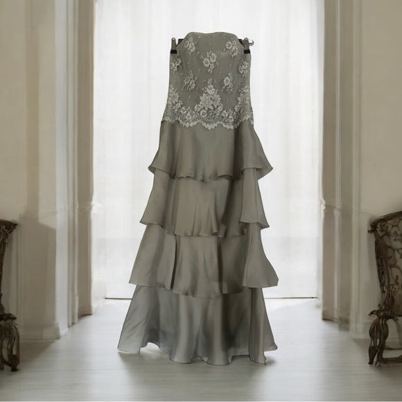 Rickie Freeman for Teri Jon Dresses & Skirts - Rickie Freeman Teri Jon 100%Silk Dress Size 2